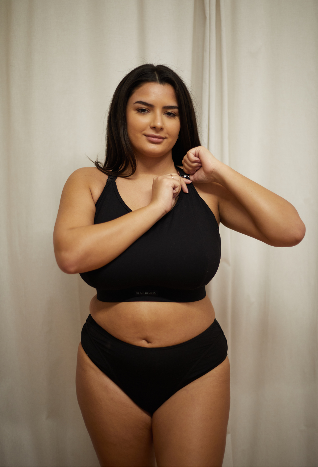 Breastfeeding and Bust Size: What You Need to Know as a busty woman
