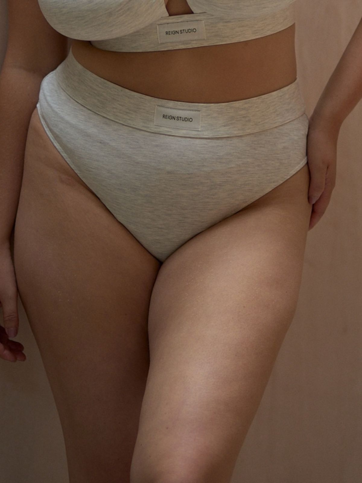 High-waisted Thong - Chai Foam (Grey Melange)