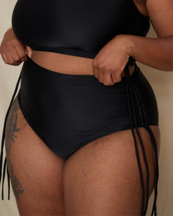 AVA RUCHED HIGH-WAISTED BIKINI BOTTOMS - MIDNIGHT (BLACK)