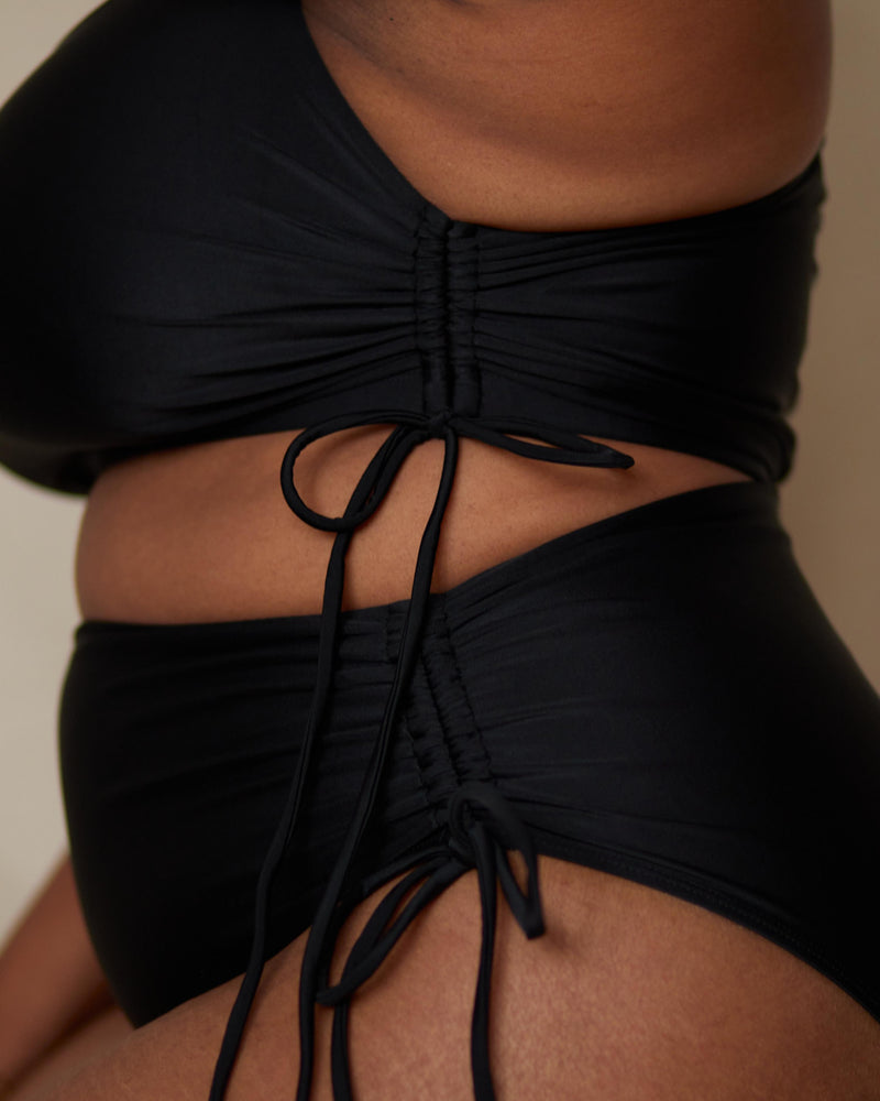 AVA RUCHED HIGH-WAISTED BIKINI BOTTOMS - MIDNIGHT (BLACK)